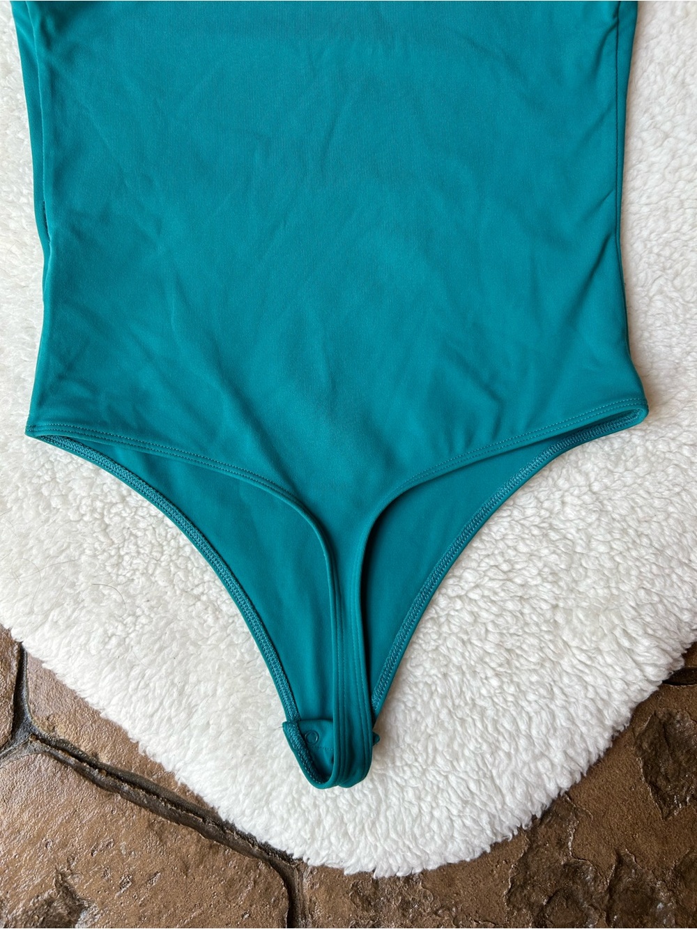 Aritzia Contour Teal Sleeveless Bodysuit - Picture 4 of 5